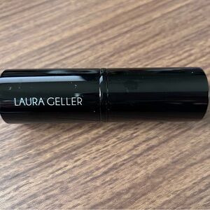 NEW Laura Geller Retractable AIRBRUSH Kabuki Brush